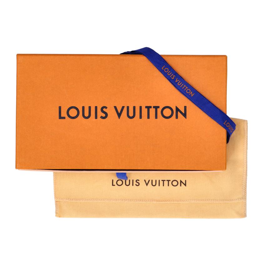 ＬＯＵＩＳ　ＶＵＩＴＴＯＮ ﾙｲｳﾞｨﾄﾝ/ポルトフォイユ・カプシーヌ／トリヨン・ノワール/M61248//MI4117/Aランク/75