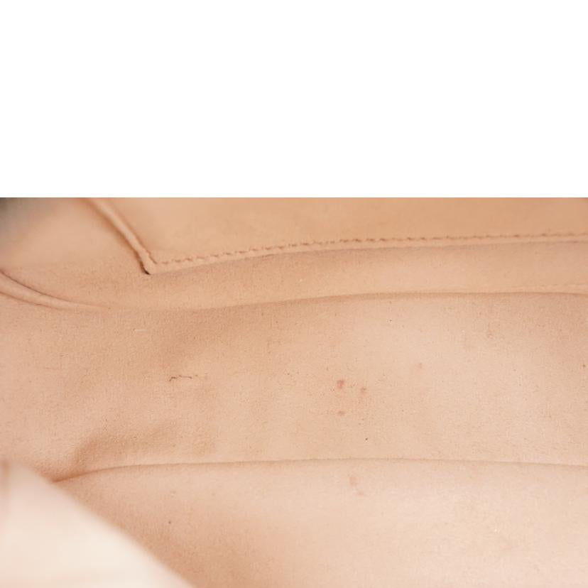 ＧＵＣＣＩ グッチ/ＧＧマーモント　レザーショルダー/447632//204991/ABランク/67