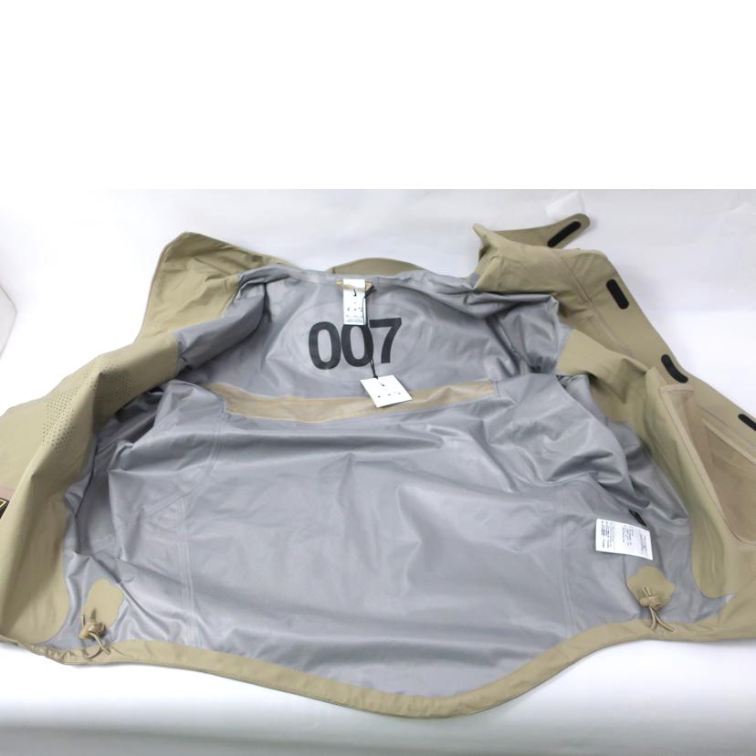 ＮＩＫＥ ナイキ/マウンテンパーカー　ＮＲＧ　ｘＯｆｆ－Ｗｈｉｔｅ　Ｊａｃｋｅｔ/DQ6457 247//SAランク/65