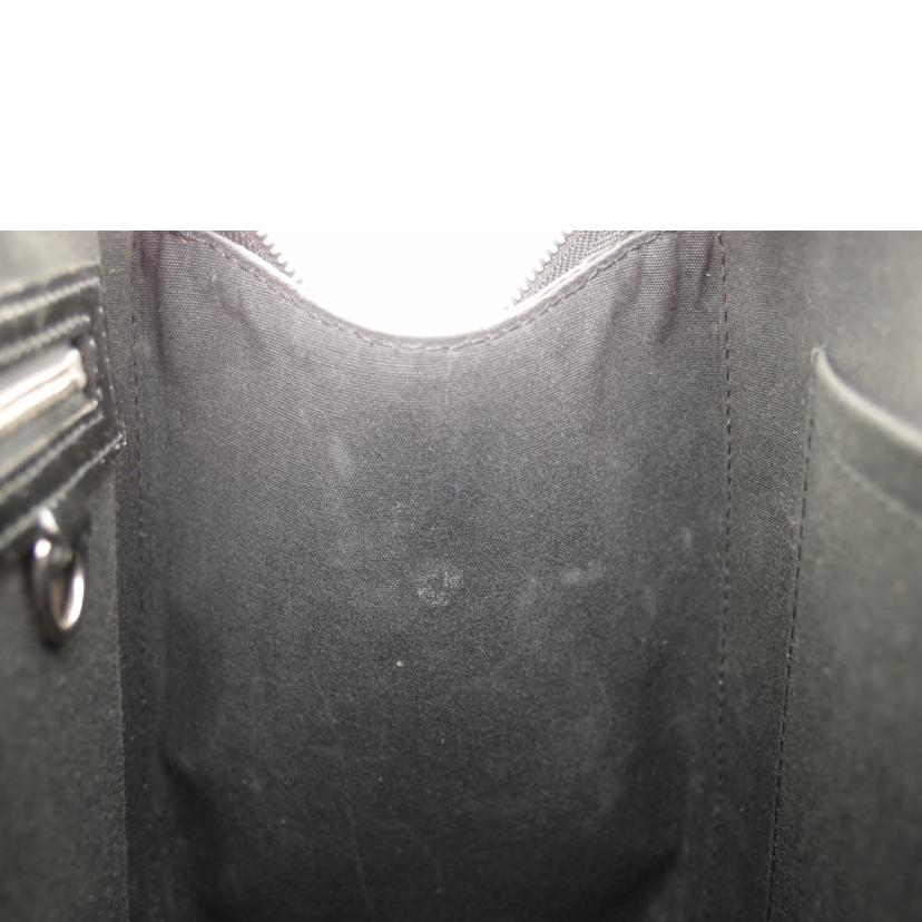 ＬＯＵＩＳ　ＶＵＩＴＴＯＮ ルイヴィトン　黒　ハンド　肩掛け　2WAY　/ブレアＧＭ／エピ／ノワール/M40333//SR4102/Aランク/69