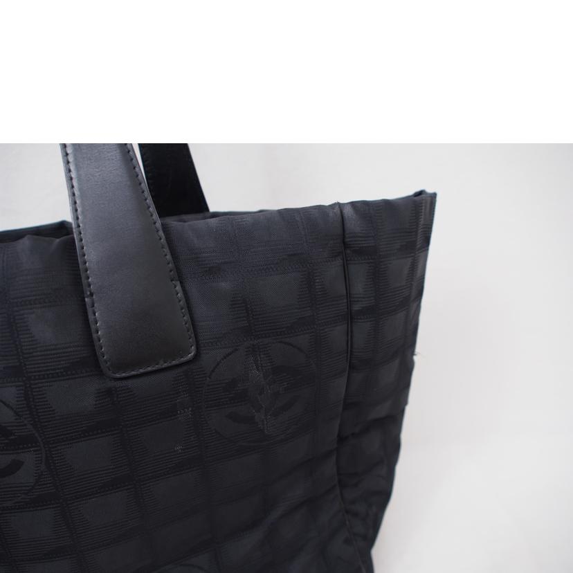 ＣＨＡＮＥＬ シャネル/ニュートラベルライントートＰＭ／黒//8366706/Bランク/78