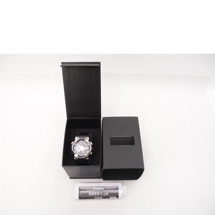 ＣＡＳＩＯ カシオ　腕時計　デジアナ　Metal Coveredライン　GM-110/Ｇ－ＳＨＯＣＫ／メタルカバードライン／クォーツ/GM-110-1AJF//011***/ABランク/69
