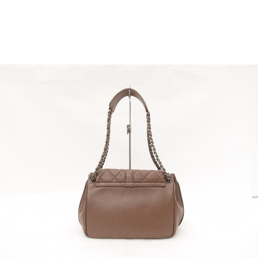 ＣＨＡＮＥＬ シャネル　ショルダーバッグ　茶　肩掛け　シルバー金具　レディース/キャビアスキン２．５５チェーンショルダー／ブラウン//101*****/Aランク/69