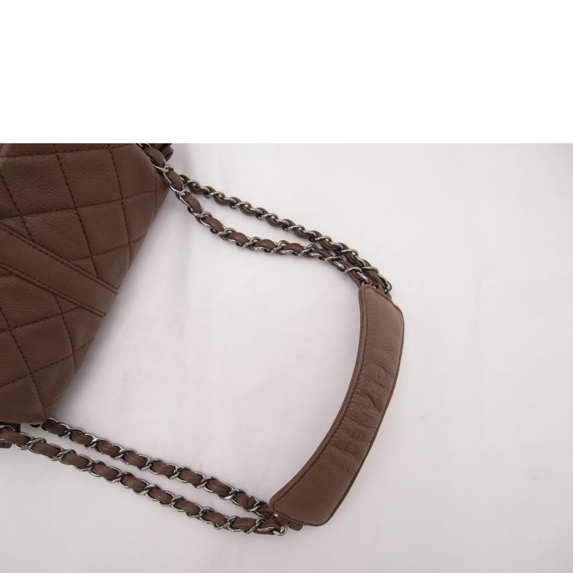 ＣＨＡＮＥＬ シャネル　ショルダーバッグ　茶　肩掛け　シルバー金具　レディース/キャビアスキン２．５５チェーンショルダー／ブラウン//101*****/Aランク/69