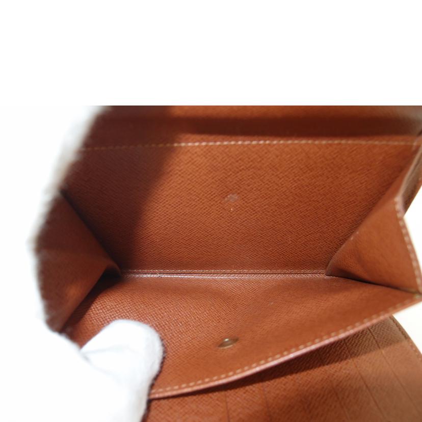 ＬＯＵＩＳ　ＶＵＩＴＴＯＮ ルイヴィトン　三つ折り財布　茶　レディース/ポルトトレゾールエテュイパピエ／モノグラム/M61202//SP1000/ABランク/69