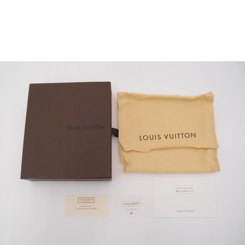 ＬＯＵＩＳ　ＶＵＩＴＴＯＮ ルイ・ヴィトン　二つ折り　財布　茶　レディース　メンズ/コンパクトジップ／モノグラム/M61667//SO0012/Aランク/69
