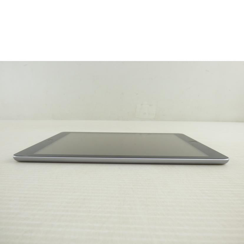 Ａｐｐｌｅ アップル/ｉＰａｄ　第６世代/MR7J2J/A//DMPXVHEAJF8N/Bランク/64