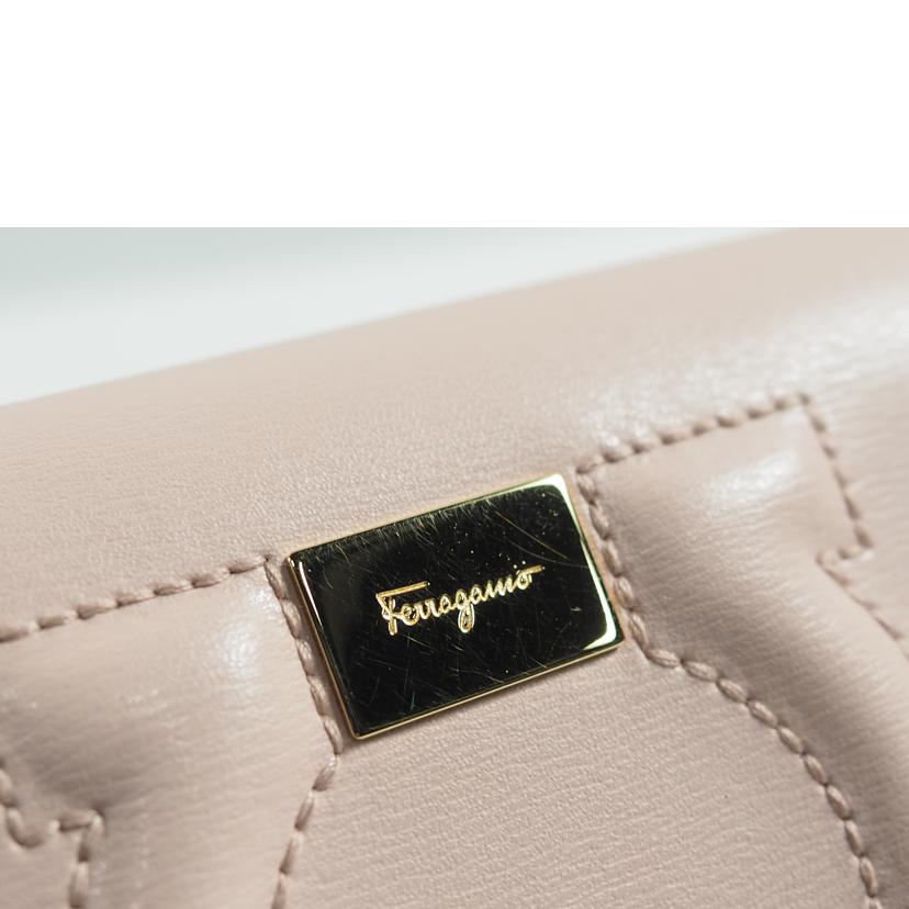 Ｓａｌｖａｔｏｒｅ　Ｆｅｒｒａｇａｍｏ サルヴァトーレフェラガモ/ガンチーニ　バッグ//ABランク/79