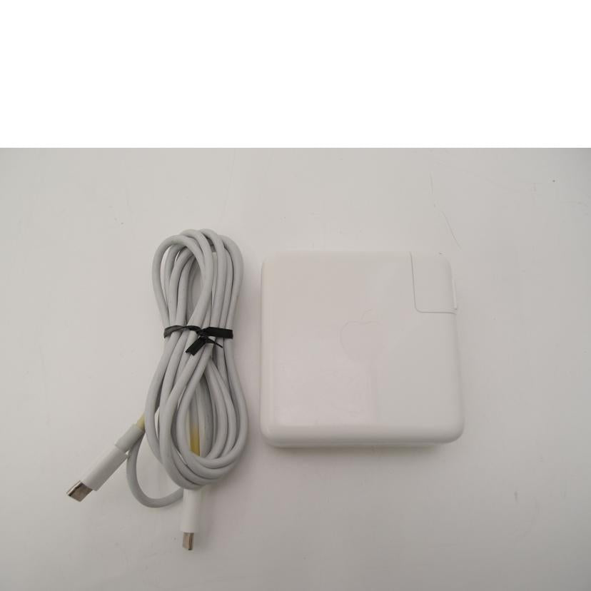 Ａｐｐｌｅ アップル/ＭａｃＢｏｏｋ　Ｐｒｏ　（１５－ｉｎｃｈ，　２０１９）/A1990//C02Z11MELVCG/ABランク/69
