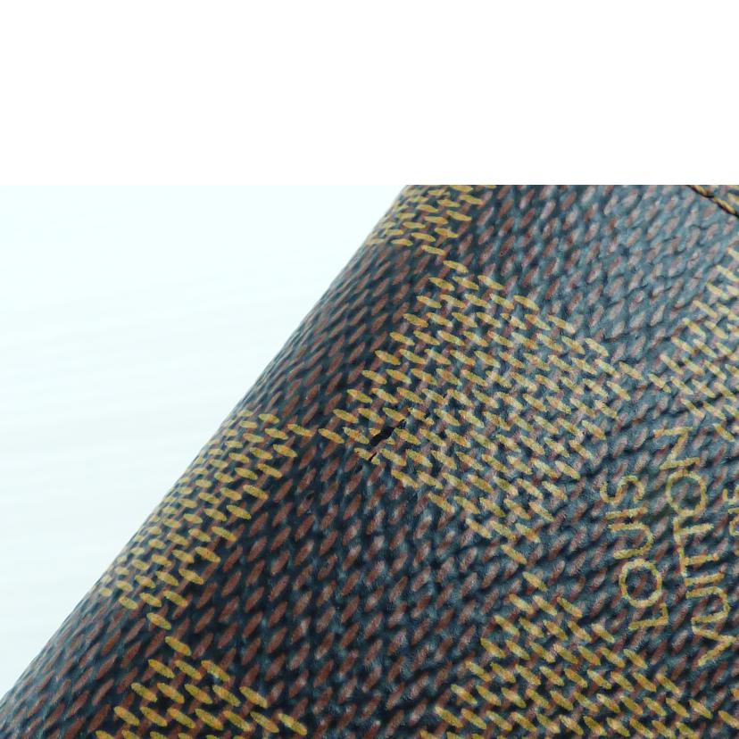ＬＯＵＩＳ　ＶＵＩＴＴＯＮ ルイ・ヴィトン/ポルトフォイユ・ヴィクトリーヌ／ダミエ・ローズバレリーヌ/N61700//FH2270/ABランク/64