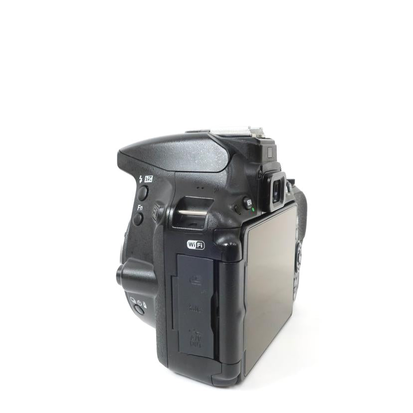 Ｎｉｋｏｎ ニコン/デジタル一眼カメラ　ダブルズームキット/D5500//2109712/ABランク/65