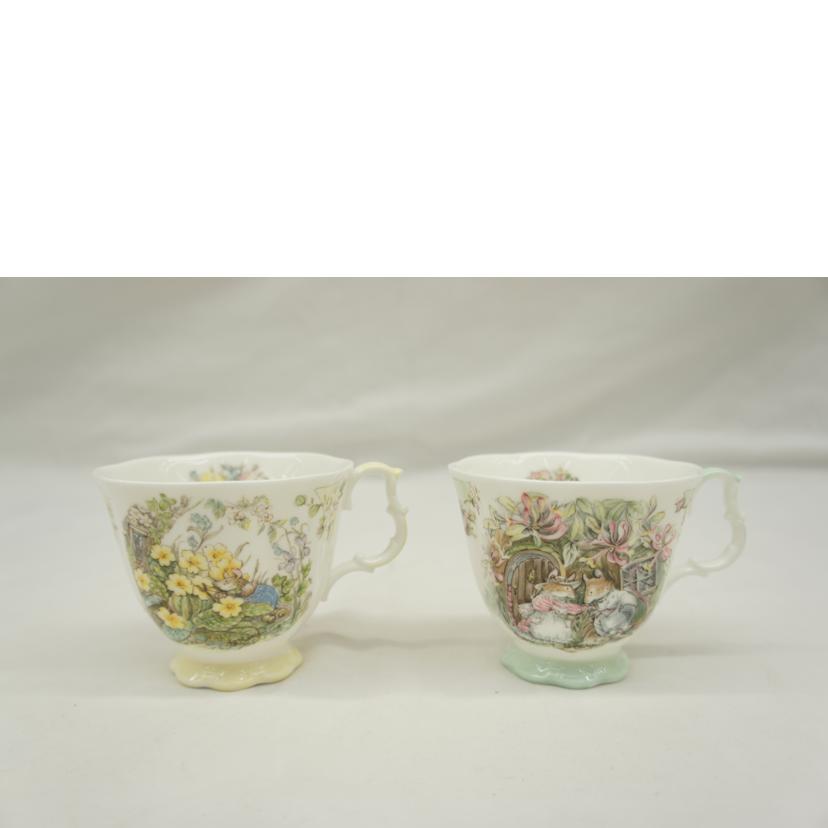 Ｒｏｙａｌ　Ｄｏｕｌｔｏｎ ロイヤルドルトン/ブランブリーヘッジ　カップ＆ソーサー四季４客組//Aランク/05