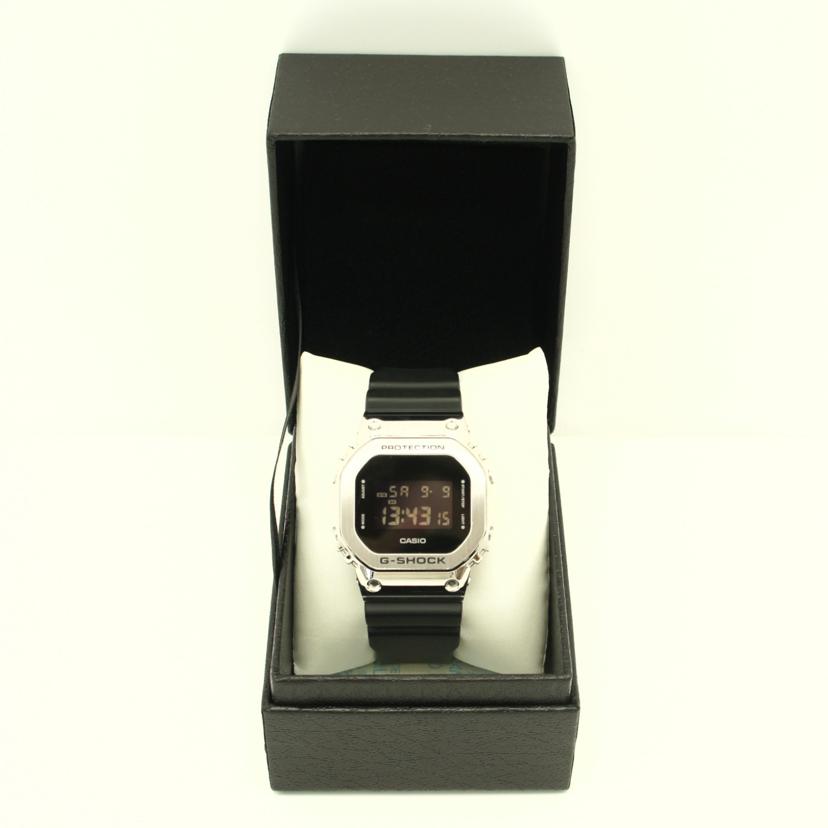 ＣＡＳＩＯ カシオ/Ｇ－ＳＨＯＣＫ／メタルカバー/GM-5600-1//C1D***/ABランク/75