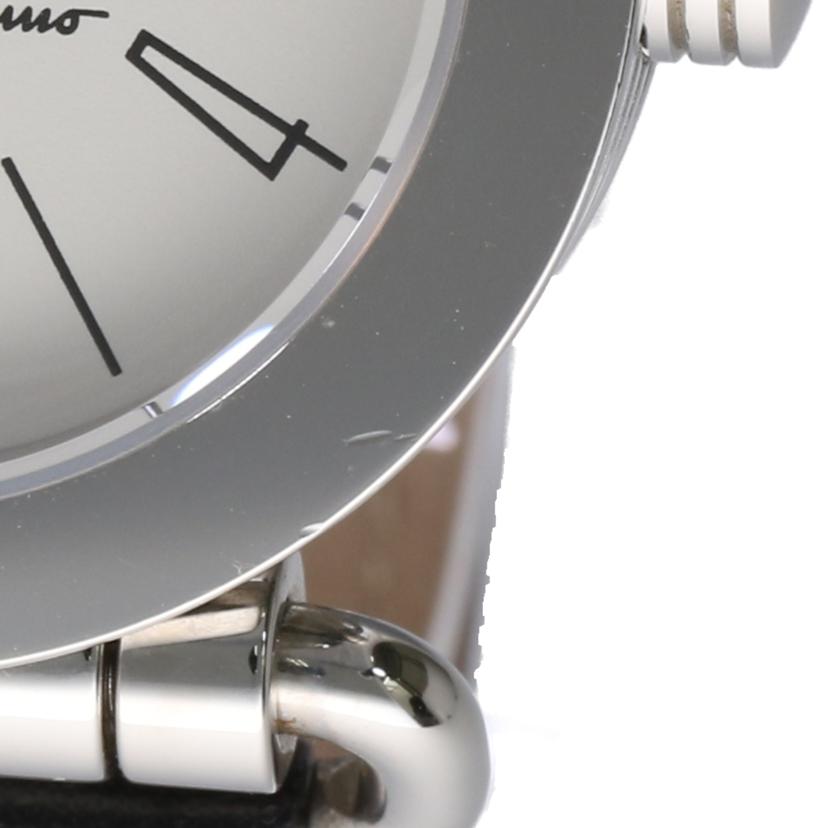 Ｆｅｒｒａｇａｍｏ フェラガモ/ラウンドフェイスウォッチ／レディース／クオーツ/0130//00363/ABランク/75