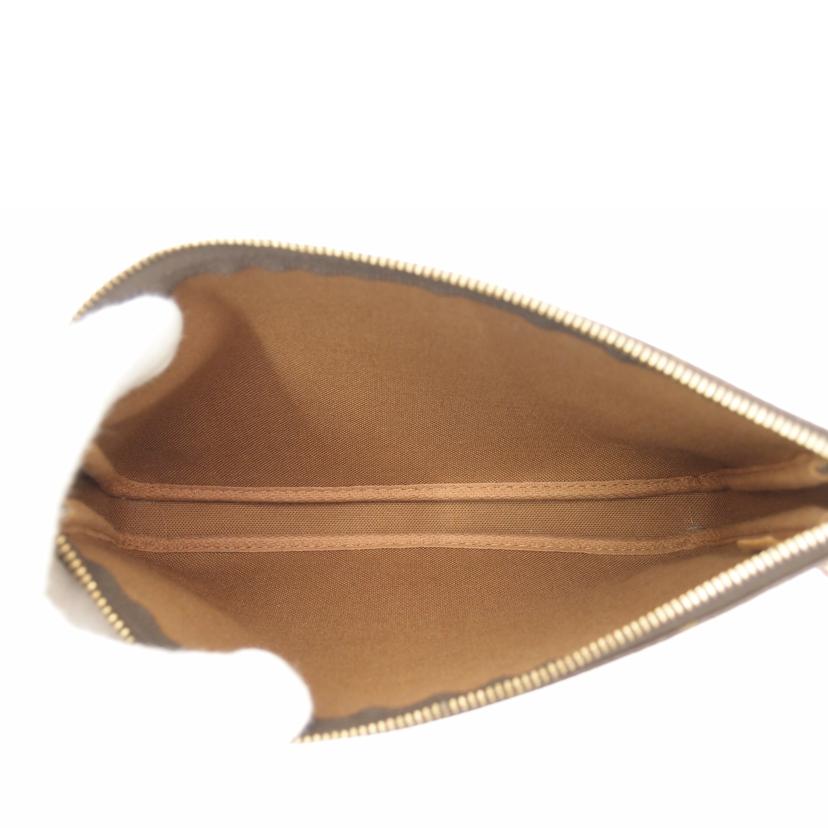 ＬＯＵＩＳ　ＶＵＩＴＴＯＮ ルイヴィトン　ポーチ　ワンショルダー　ハンド　レディース/ポシェットアクセソワール／モノグラム/M51980//BJ1020/ABランク/69