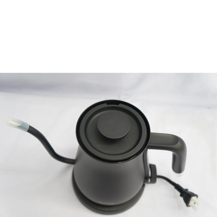 ＢＡＬＵＭＵＤＡ バルミューダ/電気ケトル　０．６Ｌ　ＢＬＫ/K07A-BK//SAランク/07