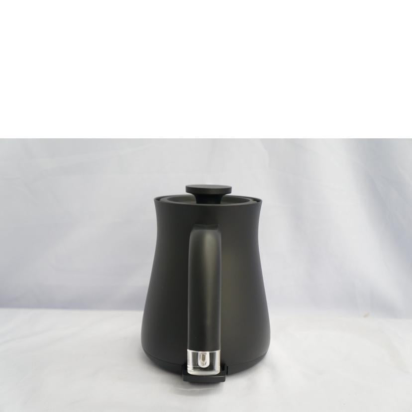 ＢＡＬＵＭＵＤＡ バルミューダ/電気ケトル　０．６Ｌ　ＢＬＫ/K07A-BK//SAランク/07