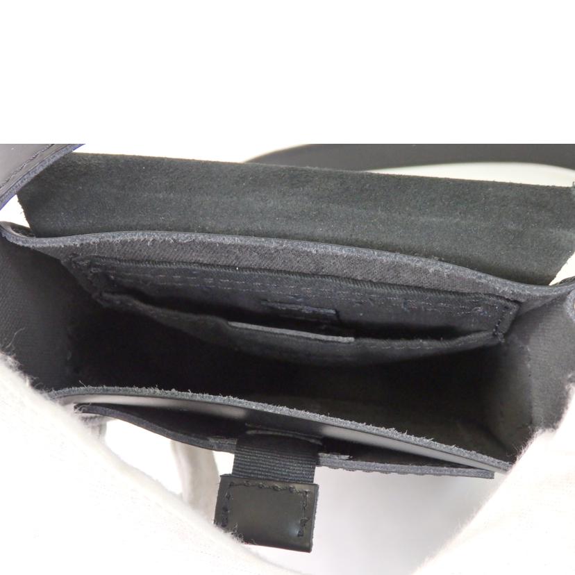 ﾄﾞｸﾀｰﾏｰﾁﾝ/ドクターマーチン　ショルダー　//Bランク/84