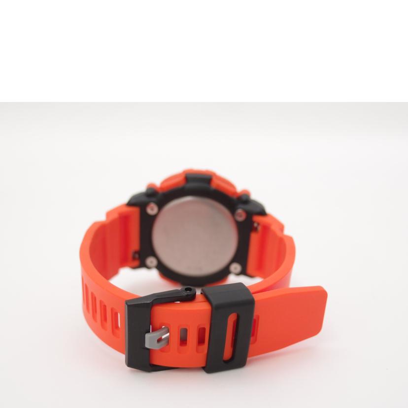 ＣＡＳＩＯ カシオ　腕時計　オレンジ　カーボン/Ｇ－ＳＨＯＣＫ／２２００シリーズ／デジアナ/GA-2200M-4AJF//B6A58L/Aランク/69