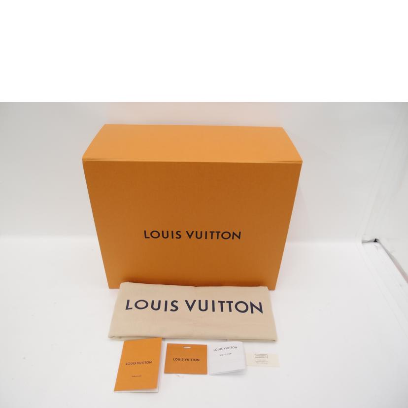 ＬＯＵＩＳ　ＶＵＩＴＴＯＮ ルイヴィトン　トート　ハンド　２ＷＡＹ　肩掛け　ﾚﾃﾞｨｰｽｸｫｰﾂ/オンザゴーＭＭ／モノグラムジャイアントリバース/M45321//TR2270/Aランク/69
