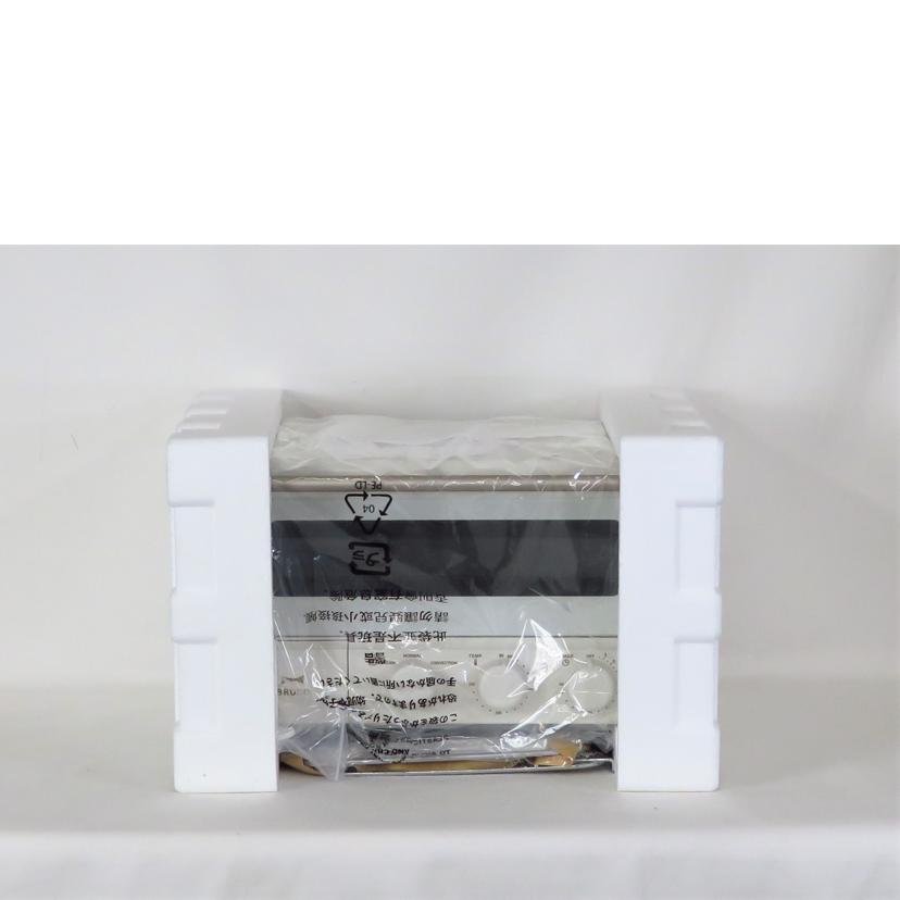 ＢＲＵＮＯ ブルーノ/ＢＲＵＮＯ　ｃｒａｓｓｙ　スチーム＆ベイクトースター／ホワイト/BOE067-WH//04211/Aランク/81