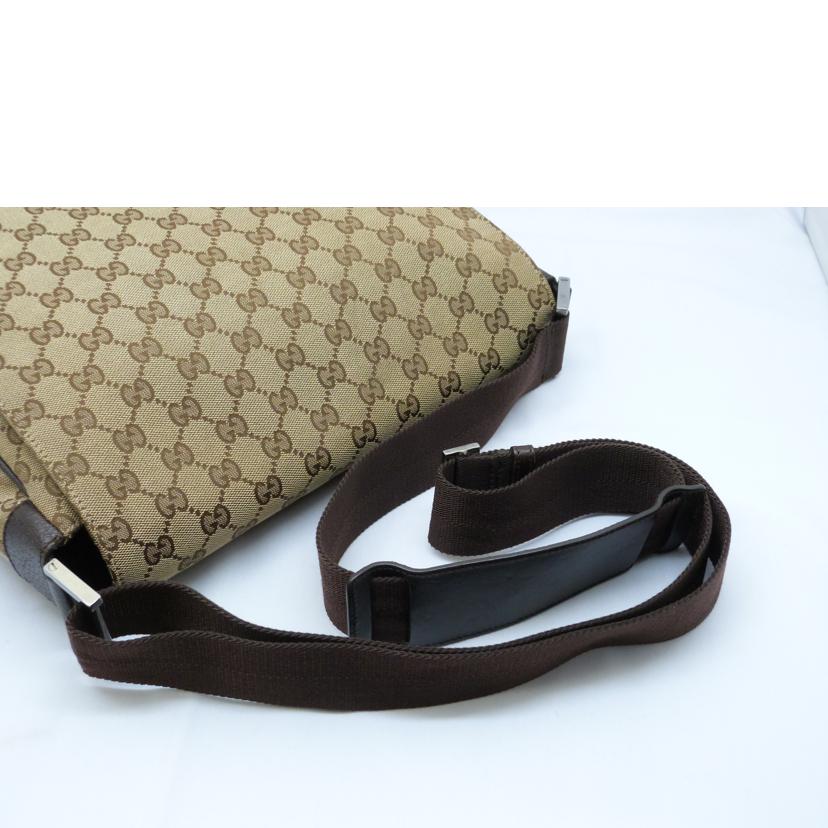 GUCCI グッチ メッセンジャーバッグ GGキャンバス 146236 斜め掛け