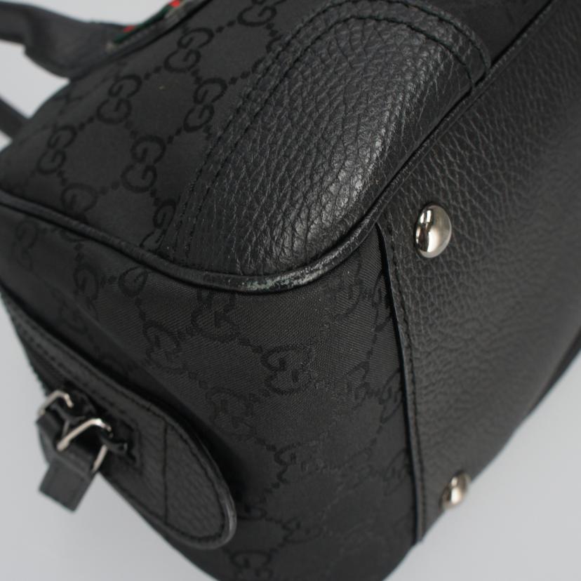 ＧＵＣＣＩ グッチ/シェリーライン　ＧＧナイロンショルダーバッグ/293594//527066/Bランク/07