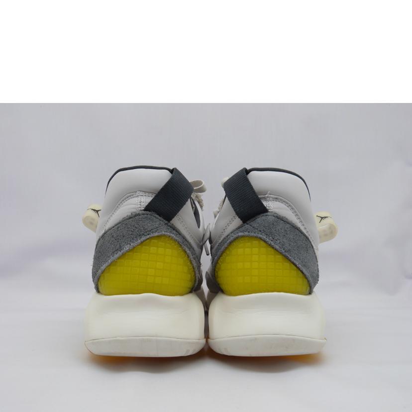 ＮＩＫＥ ナイキ/ＮＩＫＥ　ＪＯＲＤＡＮ　ＭＡ２　/CV8122//ABランク/03