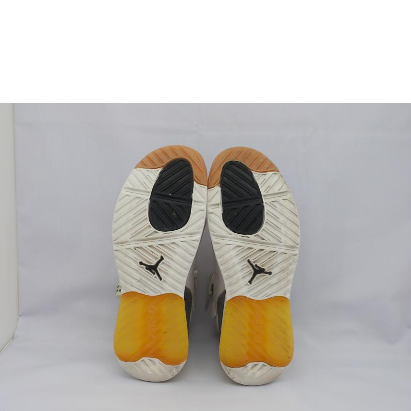 ＮＩＫＥ ナイキ/ＮＩＫＥ　ＪＯＲＤＡＮ　ＭＡ２　/CV8122//ABランク/03