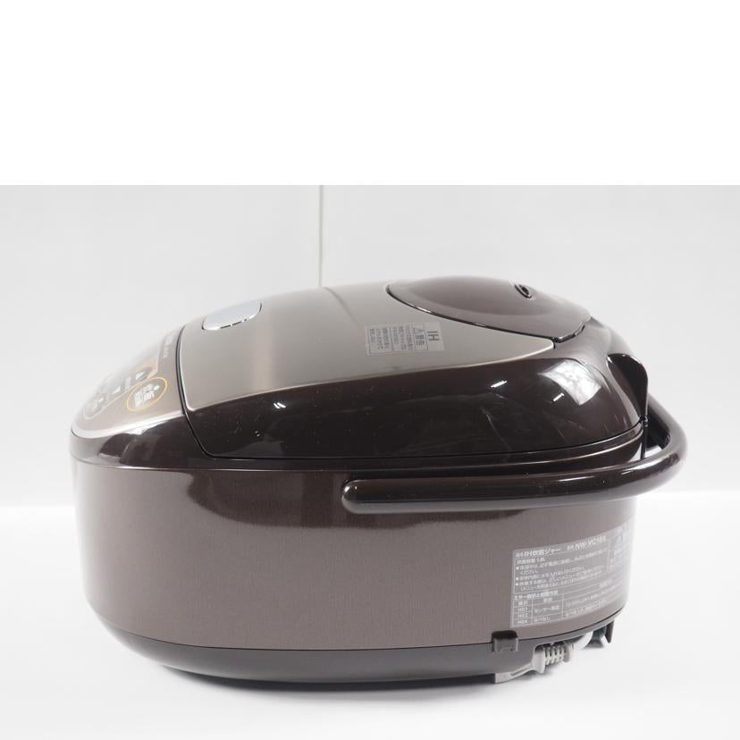 ＺＯＪＩＲＵＳＨＩ 象印/ＩＨ炊飯ジャー　極め炊き　　１升炊き/NW-VC18-TA//SAランク/79