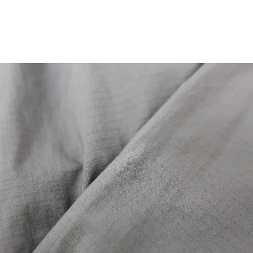 ＡＲＣ＇ＴＥＲＹＸ ｱｰｸﾃﾘｸｽ/ナイロン　マンテンパーカー　グレー//ABランク/65