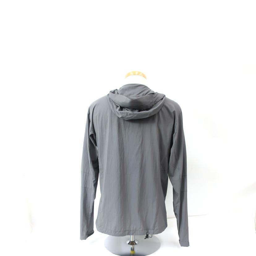 ＡＲＣ＇ＴＥＲＹＸ ｱｰｸﾃﾘｸｽ/ナイロン　マンテンパーカー　グレー//ABランク/65