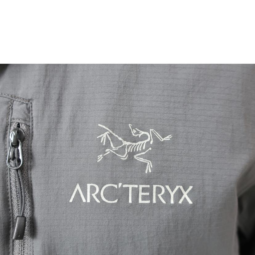 ＡＲＣ＇ＴＥＲＹＸ ｱｰｸﾃﾘｸｽ/ナイロン　マンテンパーカー　グレー//ABランク/65