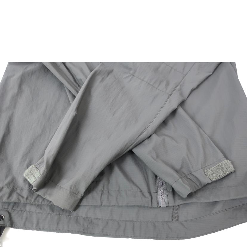 ＡＲＣ＇ＴＥＲＹＸ ｱｰｸﾃﾘｸｽ/ナイロン　マンテンパーカー　グレー//ABランク/65