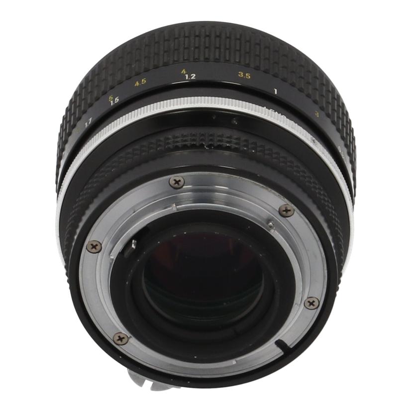 Ｎｉｋｏｎ ニコン/交換レンズ／８５ｍｍ/New Nikkor 85mm F1.8//413032/Cランク/09