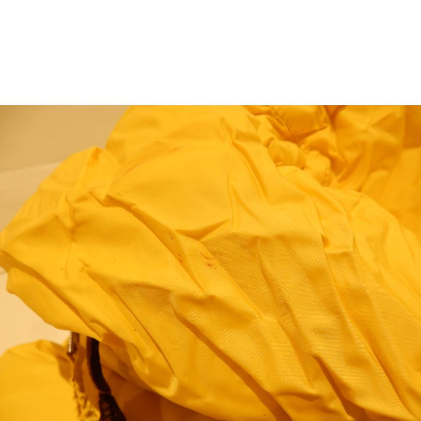 Dsquared2 ディースクエアード イエロー ダウンベスト DSQUAREDディースクエアードダウンベスト(イエロー)