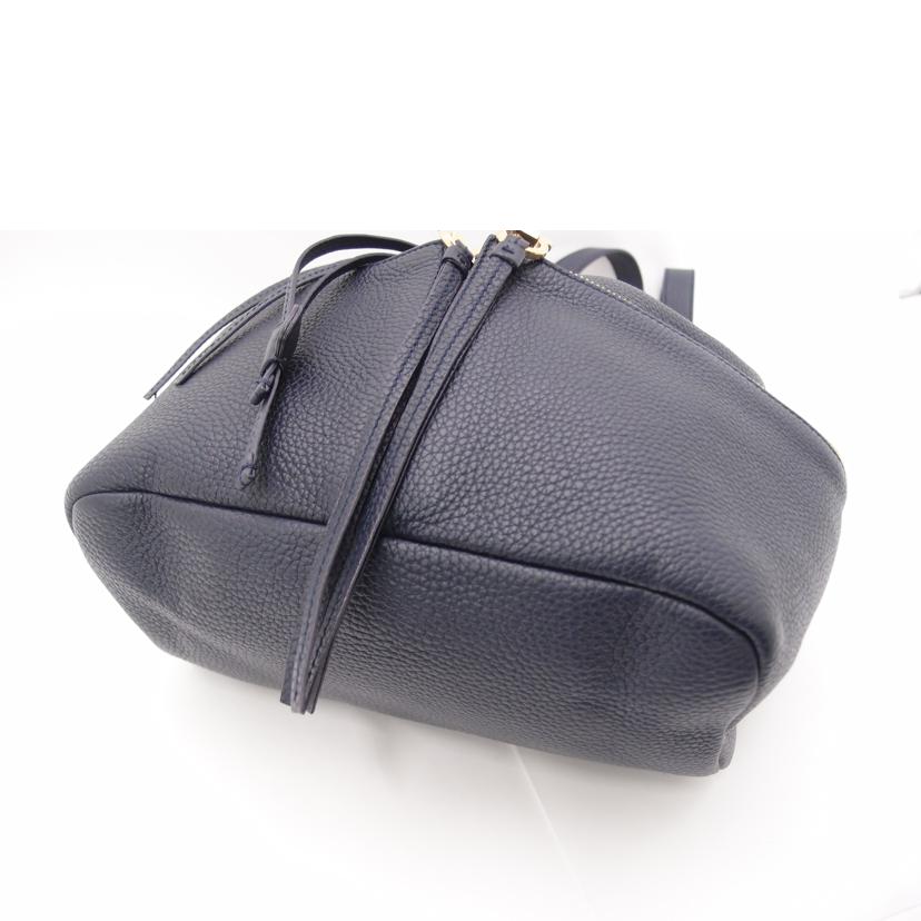 Ｆｅｒｒａｇａｍｏ　 フェラガモ　リュック　レザー　紺　ガンチーニ　レディース/キャロルバックパック／ネイビー/AU-21 G584//Aランク/69