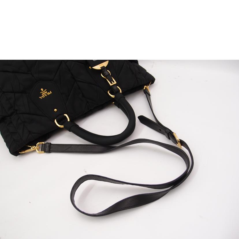 ＰＲＡＤＡ プラダ　黒　ハンド　斜め掛け　レディース　/キルティングナイロン２ｗａｙトート／ブラック/BN1543//165/Aランク/69