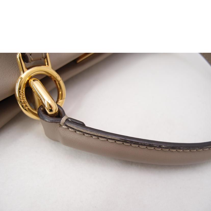ＦＥＮＤＩ　 フェンディ　ハンドバック　ショルダーバッグ　２ＷＡＹ　斜め掛け　肩掛け　べっ甲調　レディース　/ピーカブーミディアム／グレーベージュ/8BN290//Aランク/69
