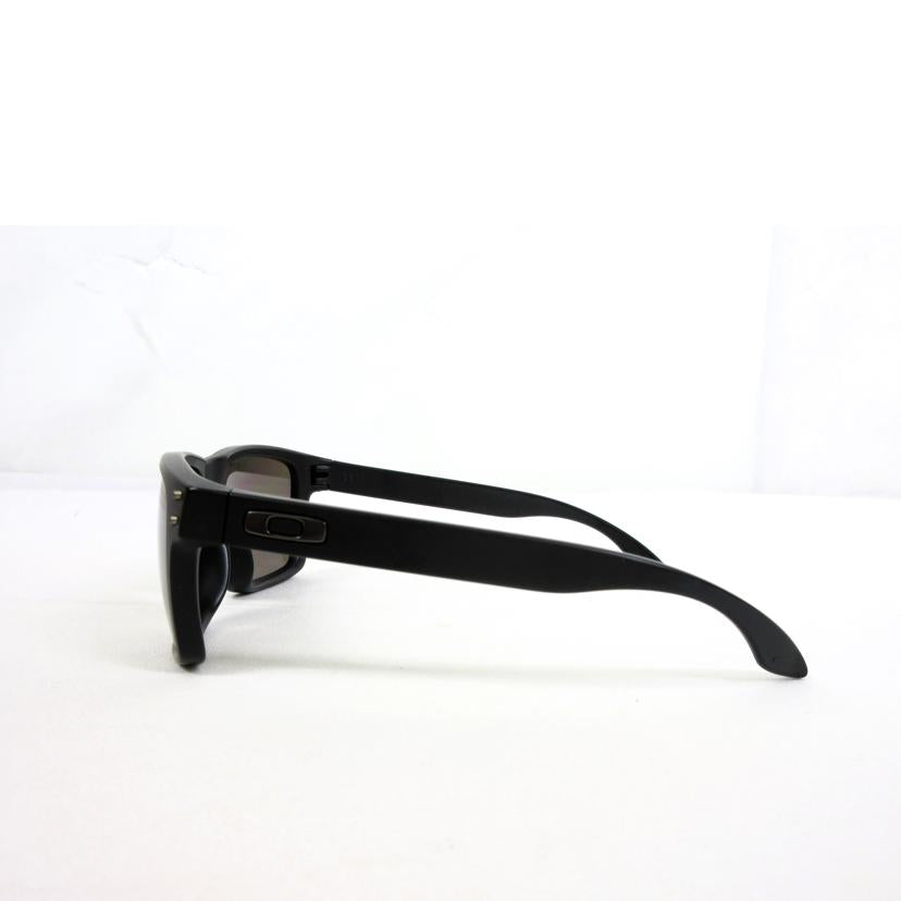 ＯＡＫＬＥＹ オークリー/ＯＡＫＬＥＹ　ホルブルック　偏光サングラス/OO9244-2556//Aランク/70