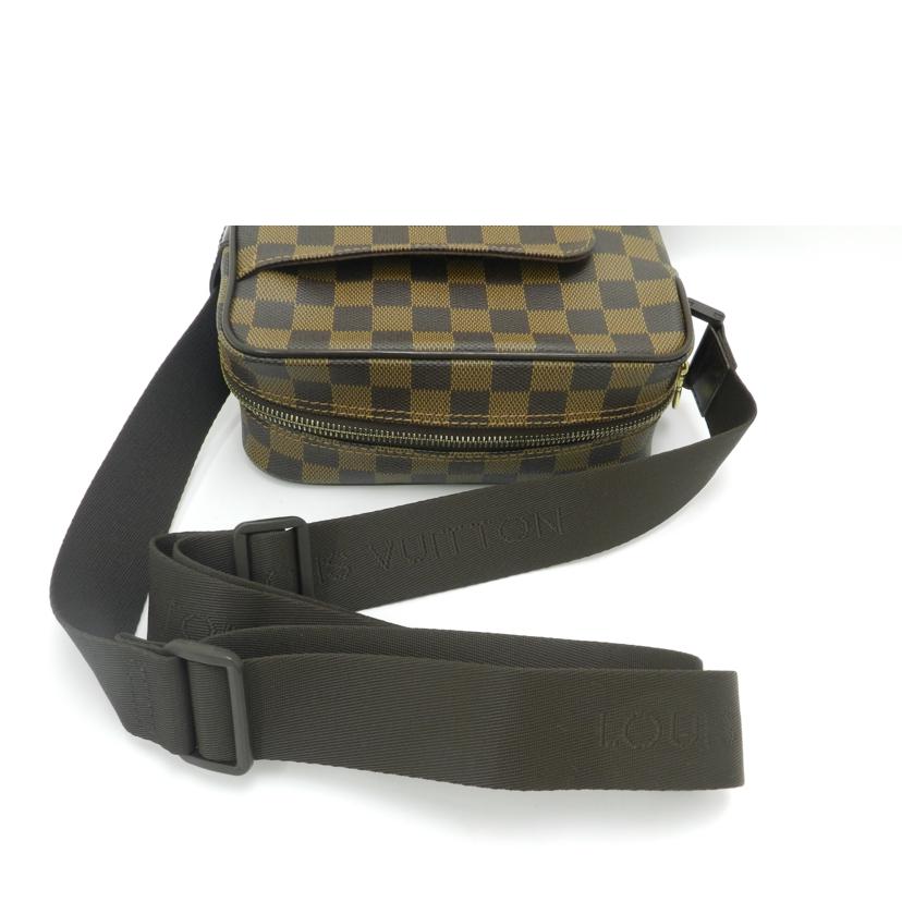 ＬＯＵＩＳ　ＶＵＩＴＴＯＮ ルイヴィトン　市松模様　斜め掛け　/オラフＰＭ／ダミエ／エベヌ/N41442//MI4008/Aランク/69
