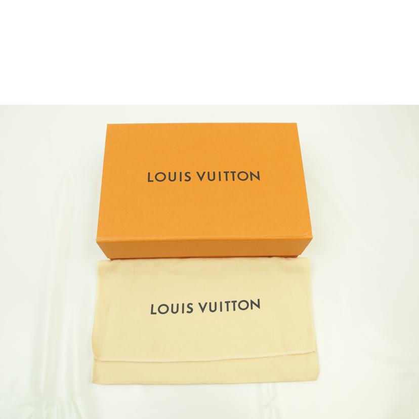 ＬＶ ルイ・ヴィトン/ポシェット・コスメティック／ジャイアントモノグラム/M67694//SR0***/Aランク/83