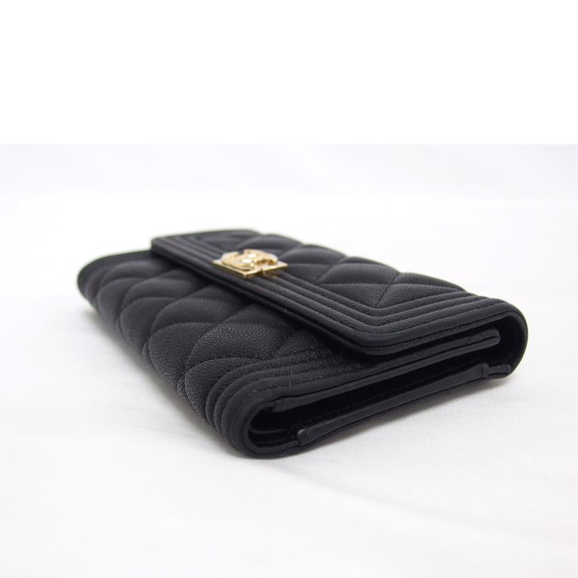 ＣＨＡＮＥＬ　 シャネル/ボーイシャネル／三つ折り財布／ブラック//301*****/ABランク/04