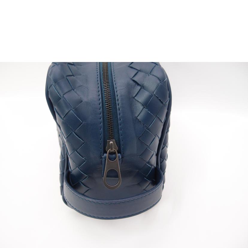 ＢＯＴＴＥＧＡ　ＶＥＮＥＴＡ ボッテガ・ヴェネタ　青　ポーチ　メンズ/イントレチャートセカンドバック／ブルー//Aランク/69