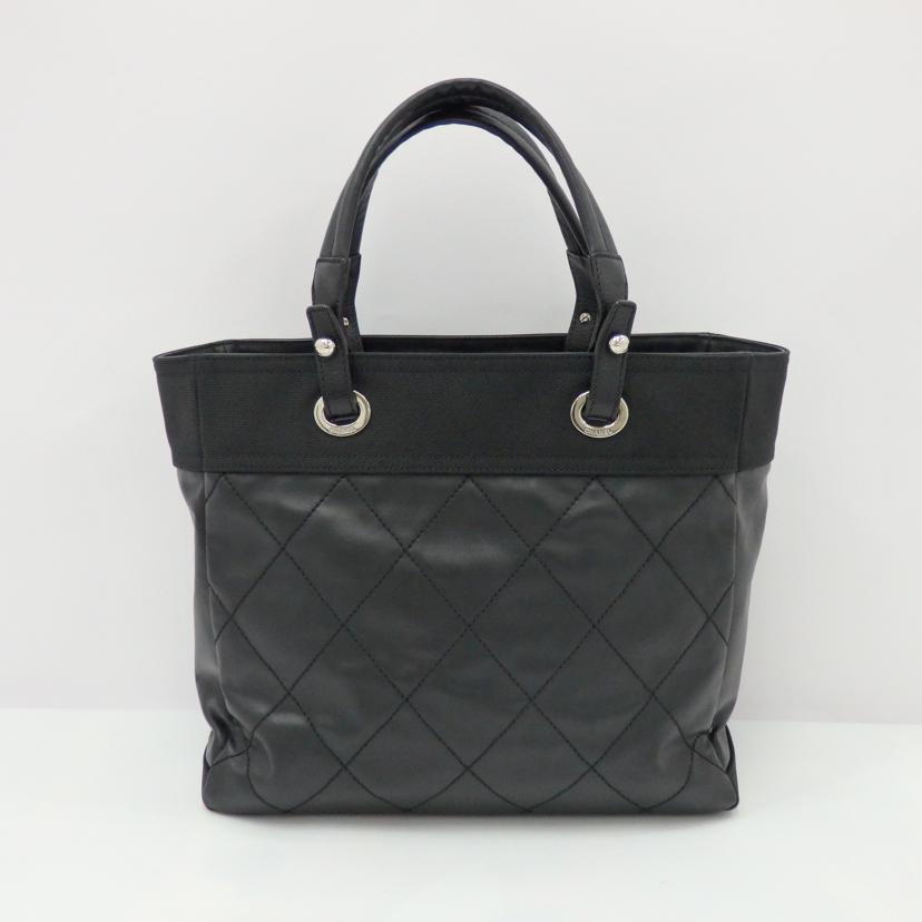 ＣＨＡＮＥＬ シャネル/パリビアリッツトートＭＭ　ナイロン／レザー//136*****/ABランク/77