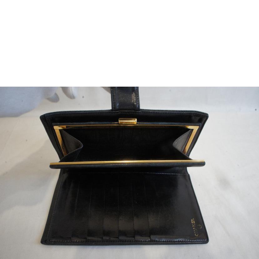 ＣＨＡＮＥＬ シャネル/キャビアスキンガマ口長財布Ｇ金具//ｼｰﾙ*/Bランク/92