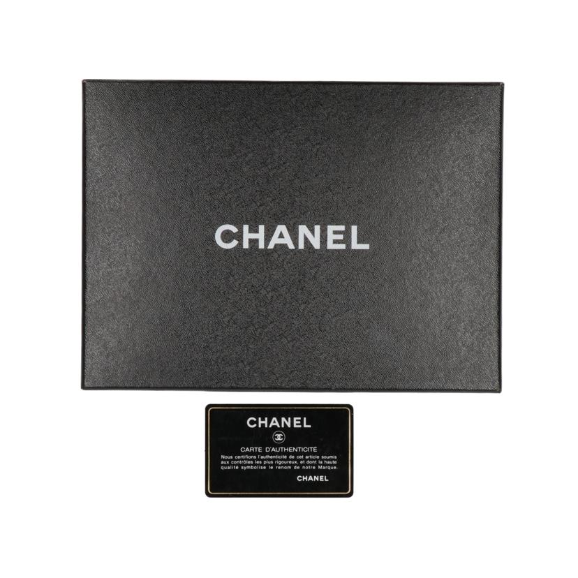 ＣＨＡＮＥＬ シャネル/マトラッセキャビアスキンラウンドファスナー財布/A50097//16788616/Bランク/75