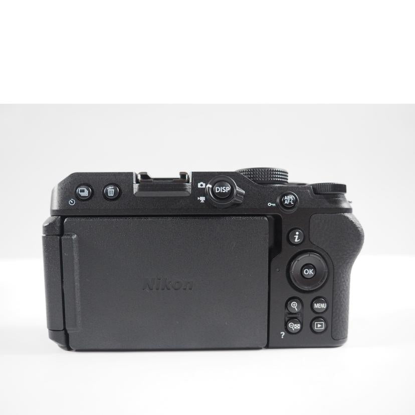 Ｎｉｋｏｎ ニコン/ミラーレス一眼カメラ　ダブルズームキット/Z30//2007046/20288959/20175869/Aランク/79