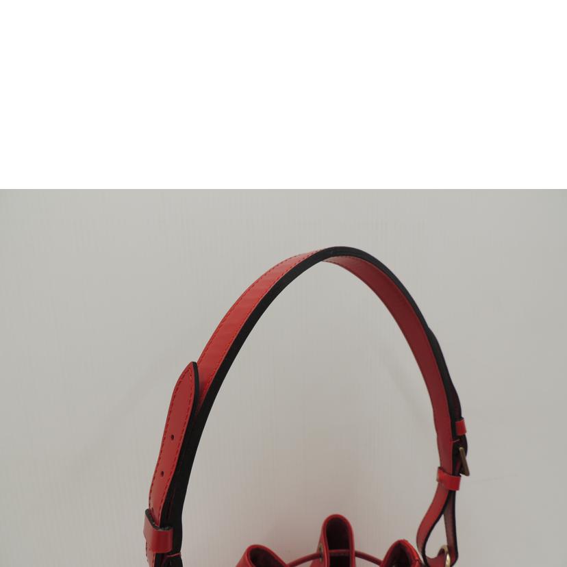 ＬＯＵＩＳ ＶＵＩＴＴＯＮ ルイ・ヴィトン ショルダーバッグ 巾着 レザー 赤 レディース /ブランドバッグ・小物｜REXT ONLINE  公式通販サイト
