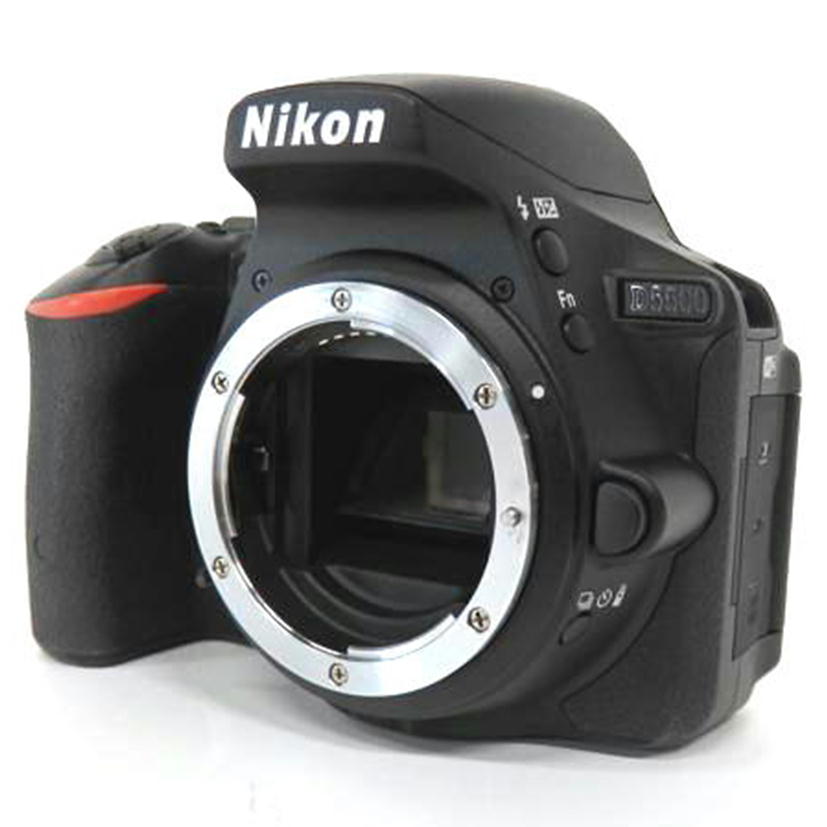 Nikon ニコン/デジタル一眼/D5500ボディ/D5500ボディ/2006405/デジタル一眼/Bランク/77【中古】